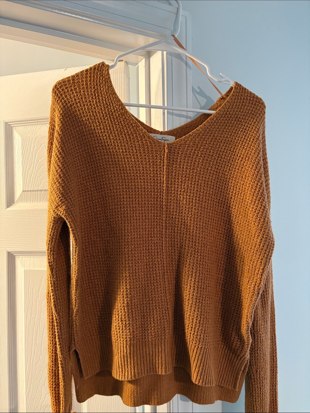 Jessica Simpson Chunky Scoop Neck Sweater in Rust Brown